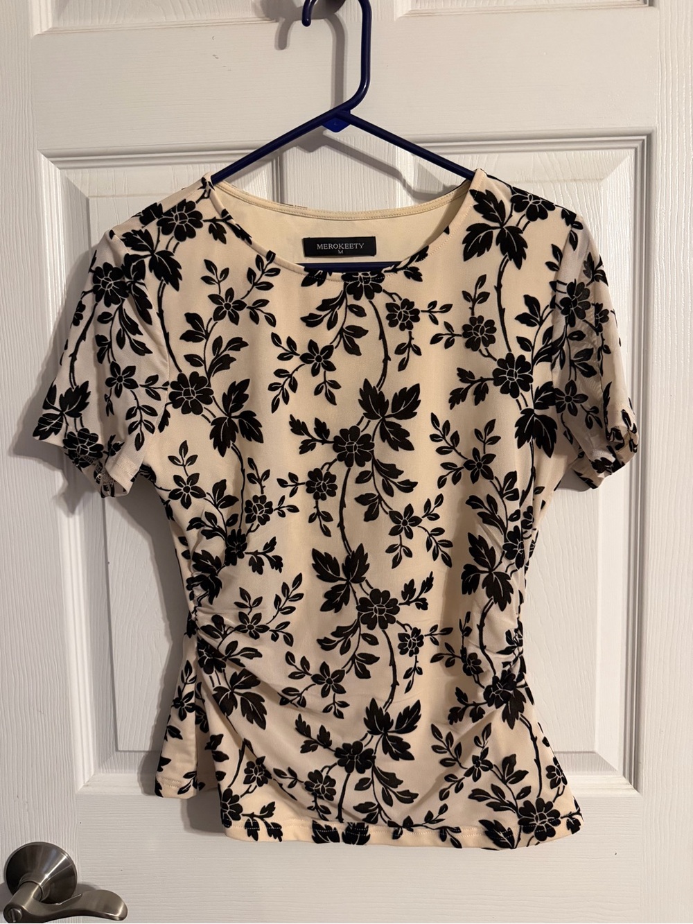 Women's Cream Floral Short Sleeve Top M